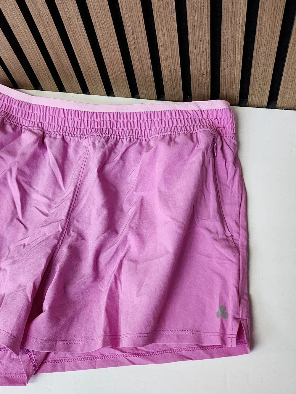 Tek Gear Workout Gear Mid Rise Shorts Pink Women's Size L NEW